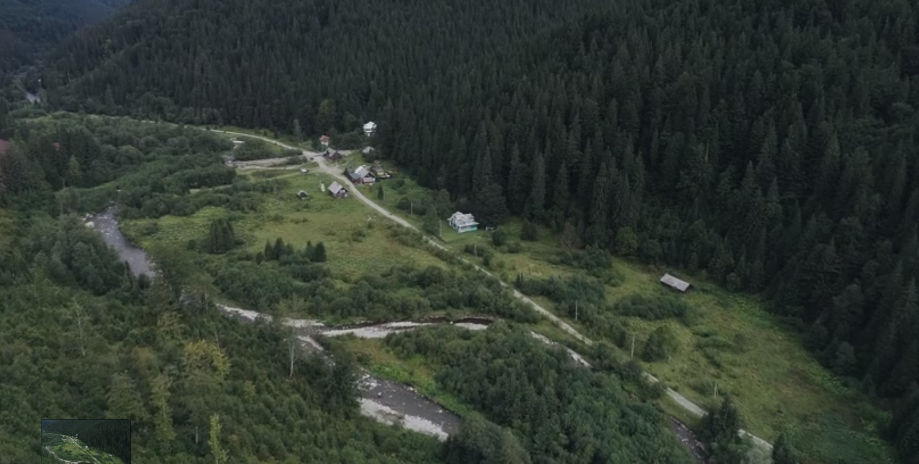 Найвіддаленіше село Прикарпаття з висоти пташиного польоту ВІДЕО