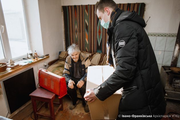 Франківська Архієпархія УГКЦ продовжує допомагати постраждалим від паводка ФОТО