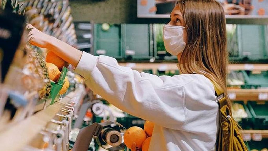 В Україні стрімко дорожчають продукти, зростають ціни майже на все: скільки і за що платитимемо
