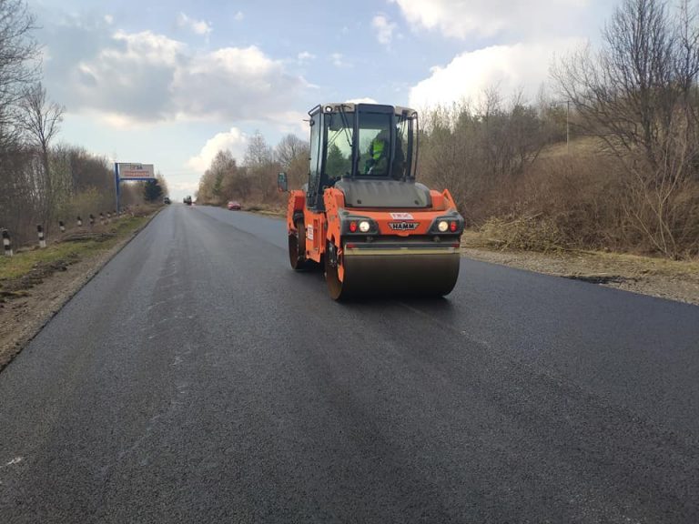 Цьогоріч у межах Франківщини завершать ремонт дороги Мукачево – Львів