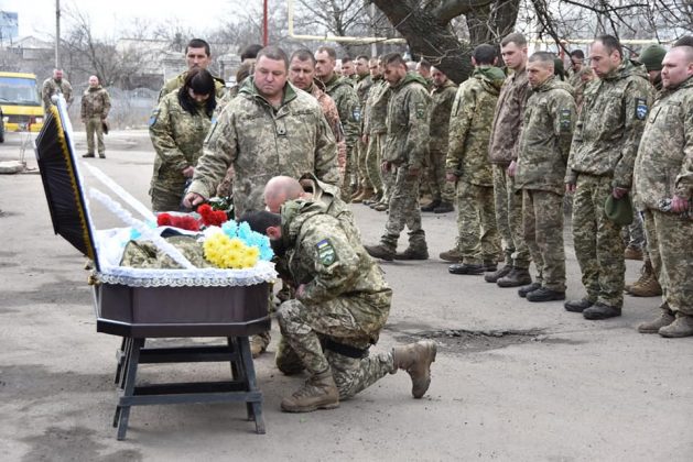 Прикарпатські "Едельвейси" попрощалися із загиблим бійцем