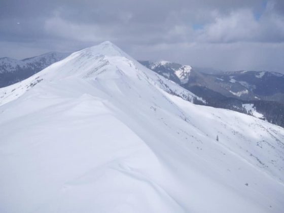 Вітер, сніг та мороз: у Карпатах продовжується зима ФОТО