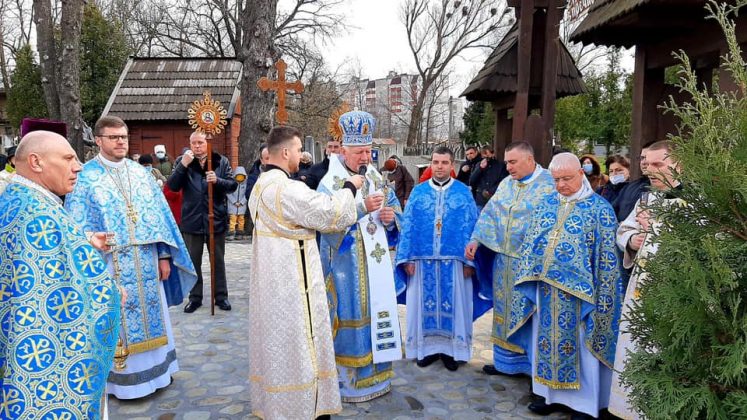 Митрополит Володимир Війтишин освятив мозаїку в давньому храмі Коломиї ФОТО