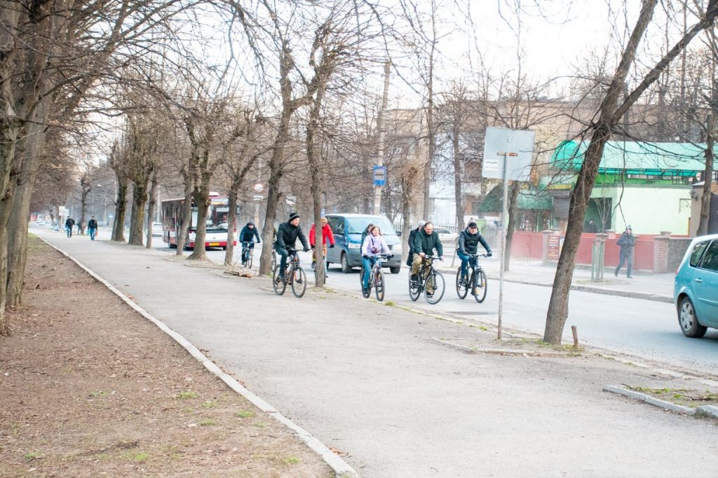 зупинку