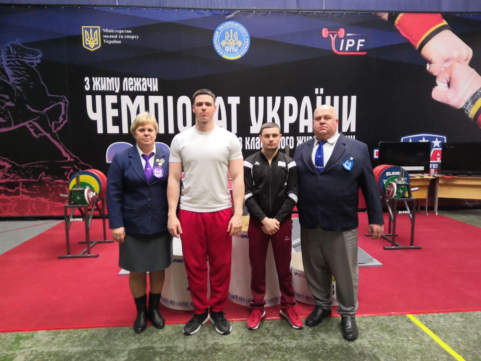 Прикарпастькі спортсмени виборолили золото на Чемпіонат України з важкої атлетики ФОТО