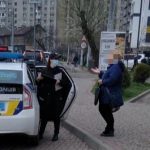 У Франківську муніципали затримали жебрачку, яка порушувала правила дорожнього руху ФОТО
