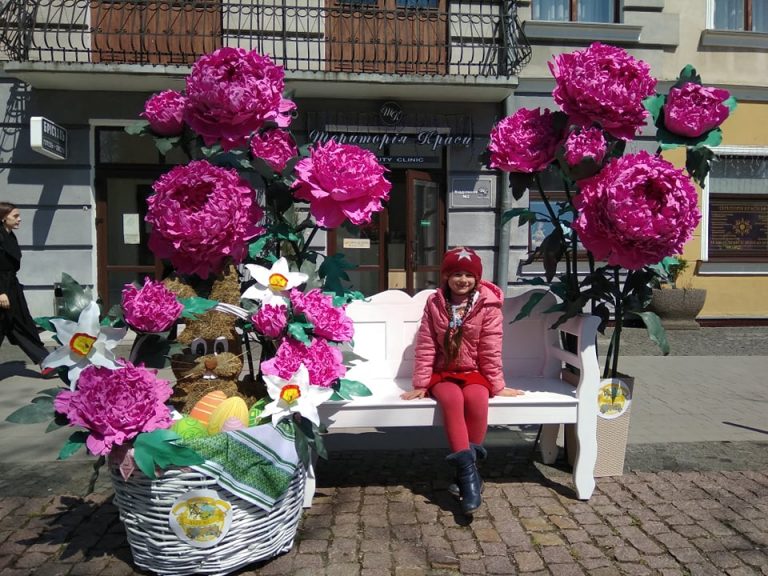 У центрі Івано-Франківська встановили святкові фотозони