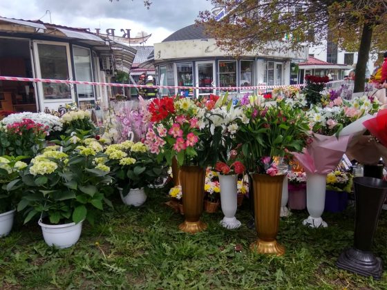 Франківські підприємці рятували квіти під час пожежі ФОТОФАКТ