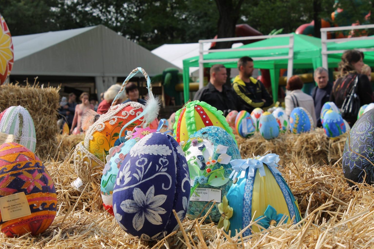 У середу біля франківської ратуші стартує Великодній ярмарок