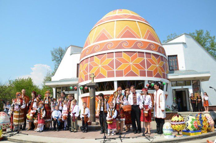 Прикарпатців запрошують на Всеукраїнський фольклорний фестиваль "Писанка"