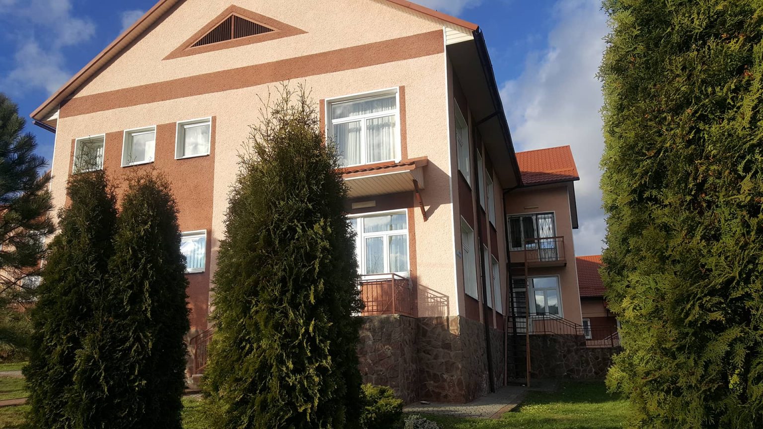 Івано-Франківська Облрада може скасувати своє рішення про ліквідацію дитячого будинку “Теплий дім”