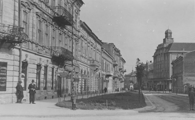 Як виглядало середмістя Івано-Франківська 100 років тому ФОТОРЕПОРТАЖ