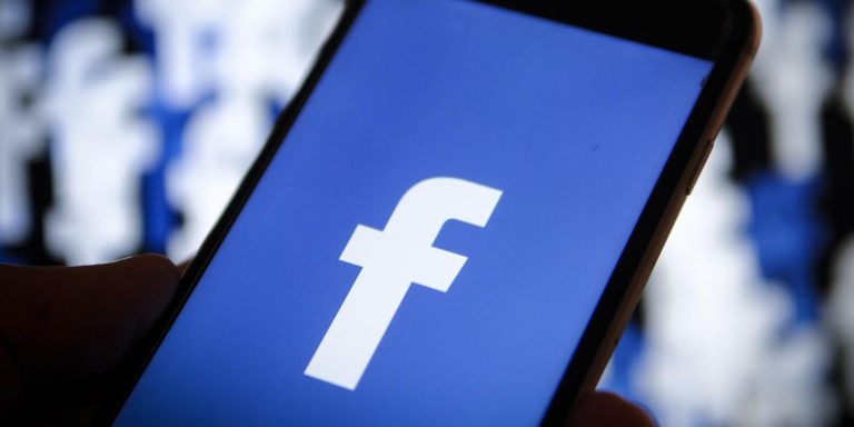 Головне болото країни. Як Facebook став джерелом №1 брехні для українців