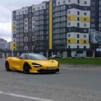 На вулицях Франківська помітили елітний спорткар McLaren вартістю від 320 тисяч доларів ФОТО та ВІДЕО