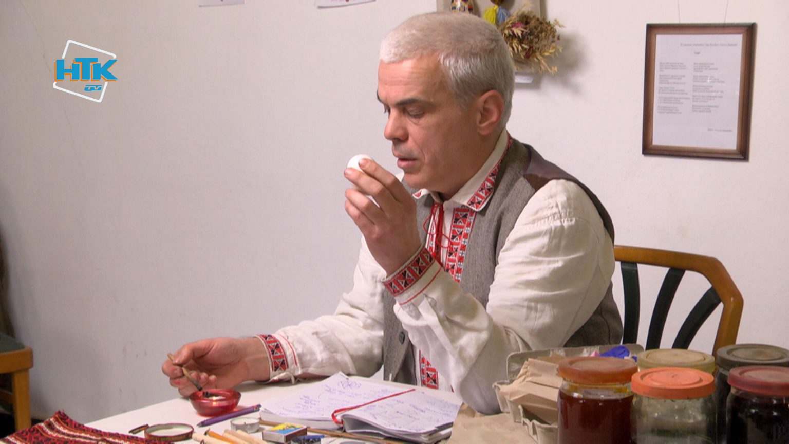 Коломиян начали писанкарству в онлайн режимі ВІДЕО