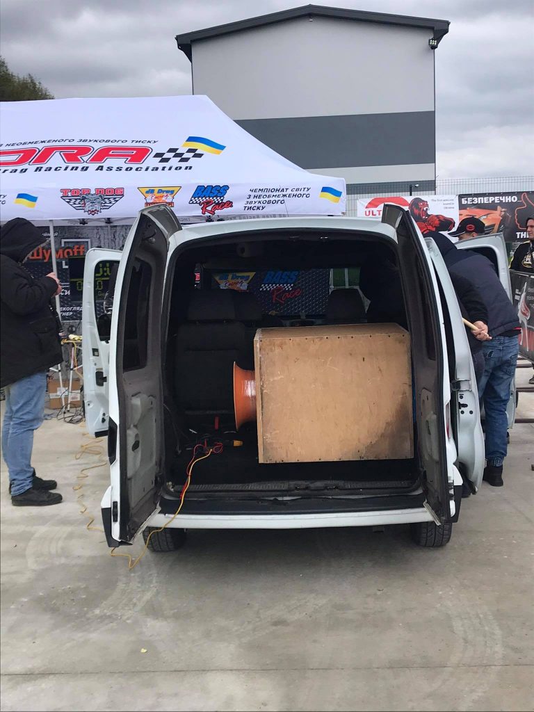 автослалому