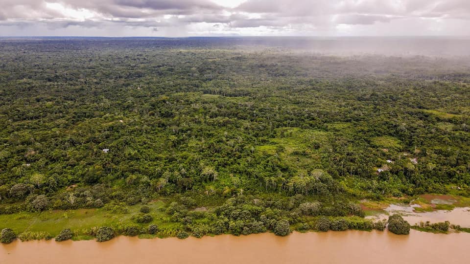 Франківська ексдепутатка планує збудувати екопоселення на березі Амазонки в Перу ФОТО