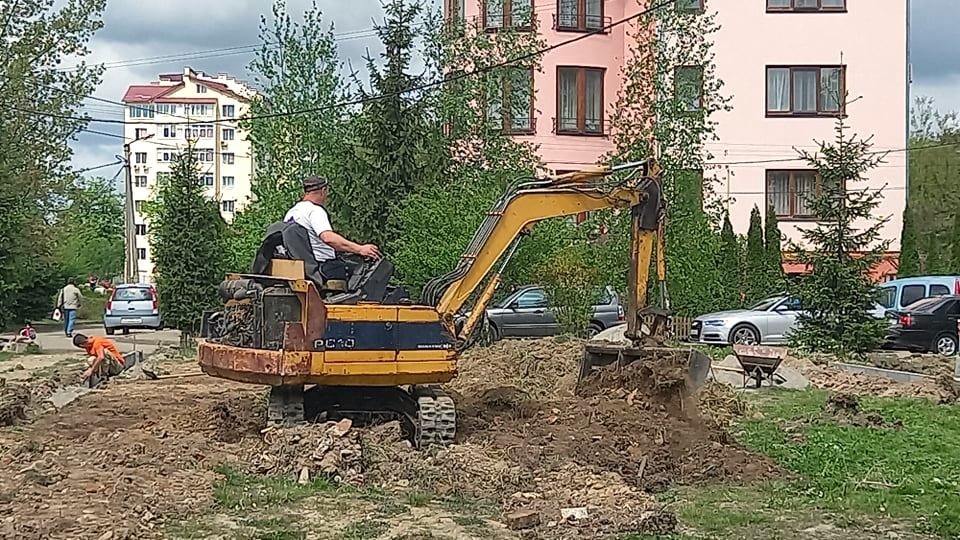 забудувати