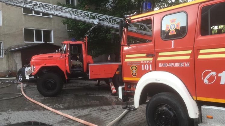 Поліція з'ясовує деталі пожежі, в якій загинула людина ФОТО