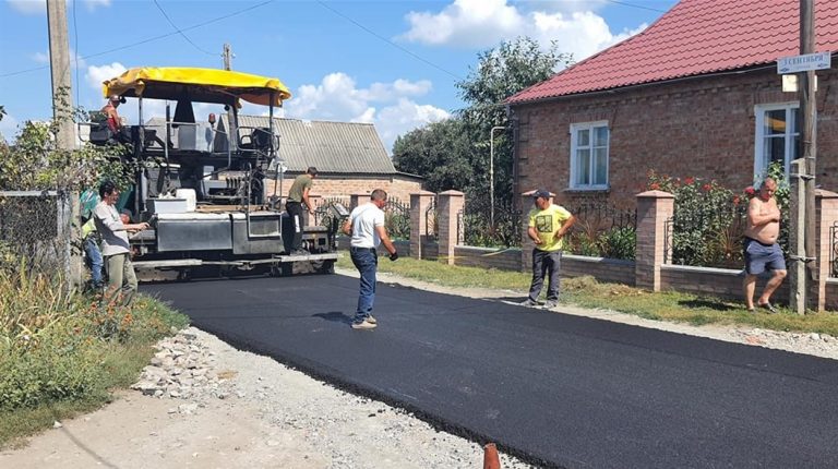 В Івано-Франківській ТГ планують відремонтувати декілька доріг у новоприєднаних селах