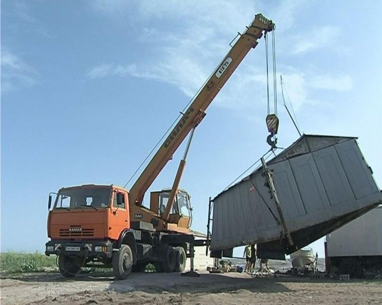 Виконком постановив демонтувати ще понад 40 гаражів у Івано-Франківську