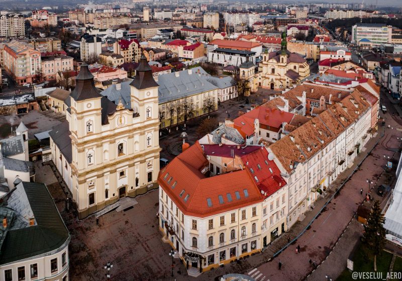 Відомий франківський фотограф презентував виставку світлин, знятих дроном ВІДЕО