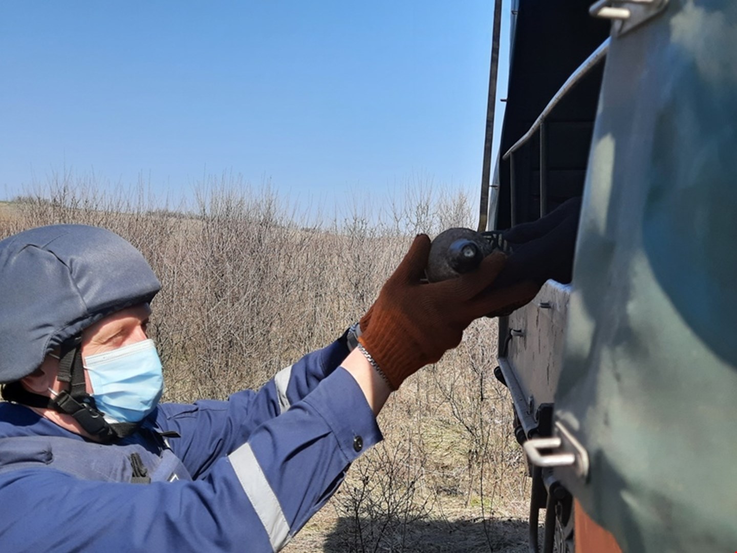 В селі на Коломийщині виявили понад чверть сотні вибухонебезпечних предметів