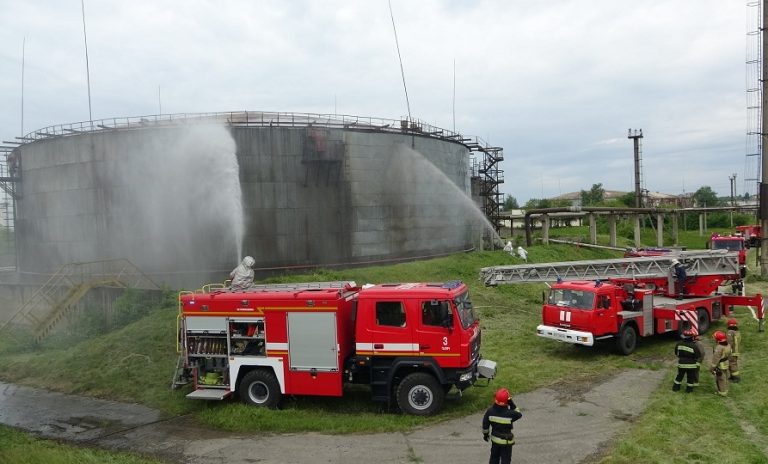 Рятувальники тренувалися гасити пожежу на Бурштинській ТЕС ФОТО