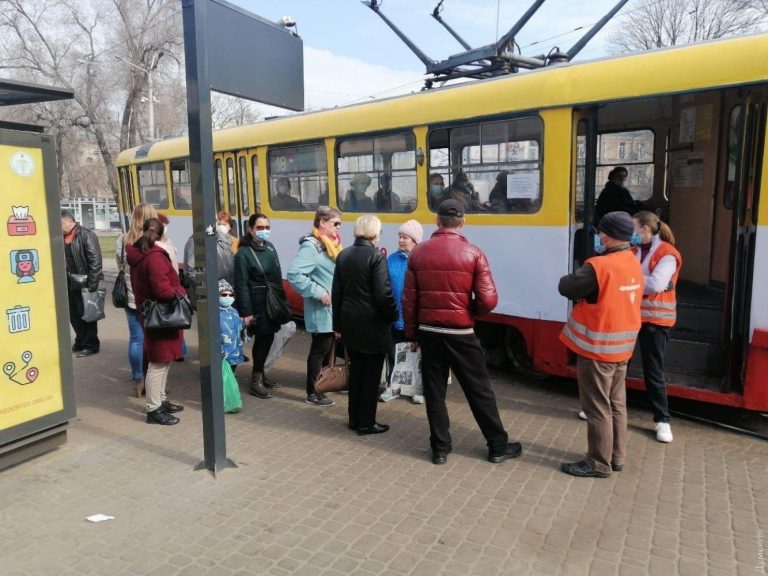 У Франківську водій тролейбуса відмовився приймати "потерті" купюри у пасажирки