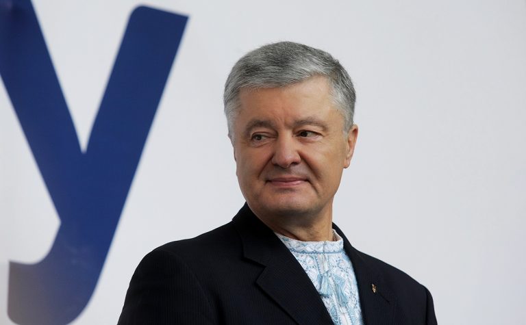 Порошенко надіслав лист Байдену із проханням зустрітися з Зеленським