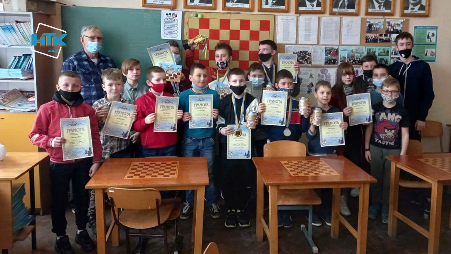 У Коломиї змагалися юні шахісти ВІДЕО