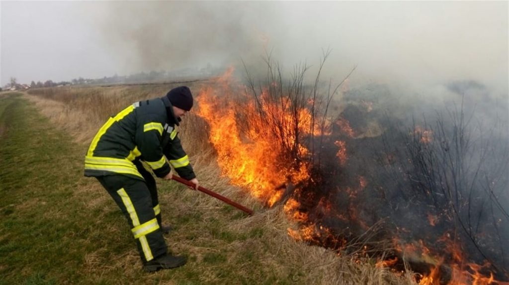 Цьогоріч у Франківській ОТГ зафіксували вдвічі менше пожеж сухої трави