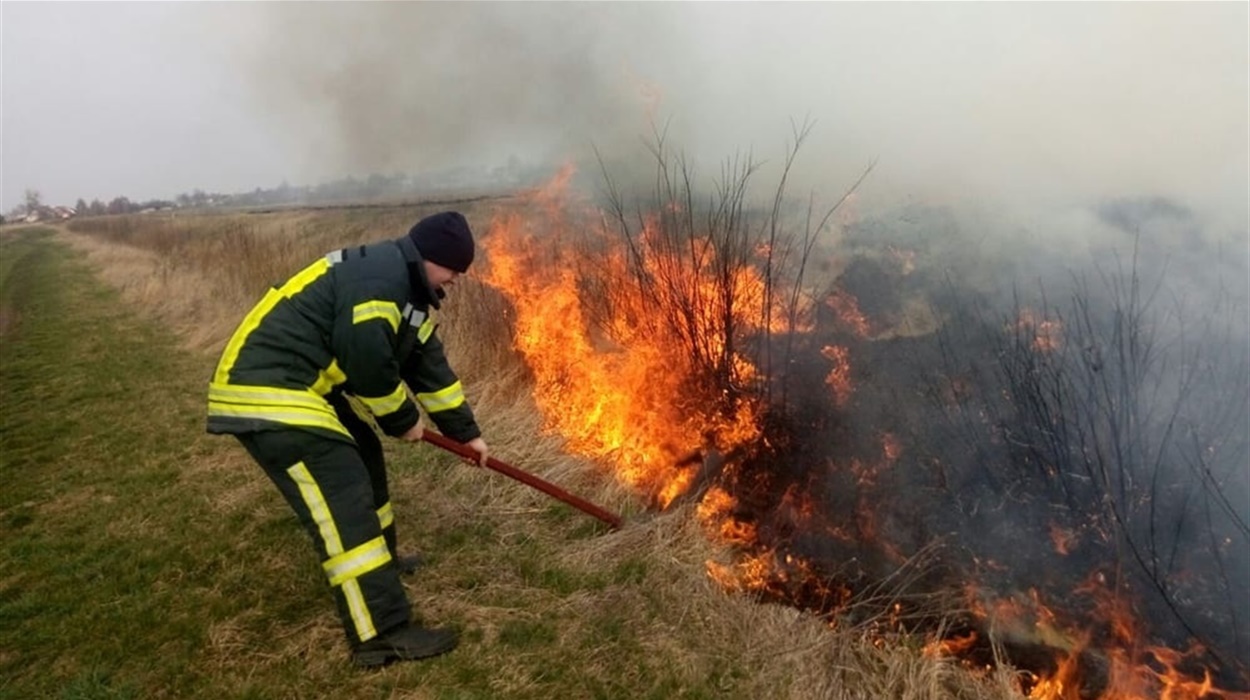 Цьогоріч у Франківській ОТГ зафіксували вдвічі менше пожеж сухої трави