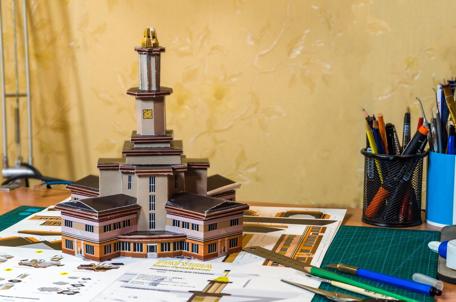 В Івано-Франківську створили 3-D пазл міської ратуші