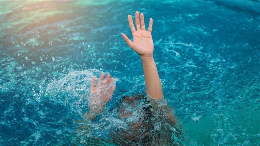Рятувальники Прикарпаття не допускають дітей до небезпечних водойм
