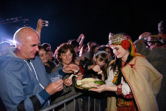 Франківський драмтеатр вперше зіграв «Гуцульське весілля» XIX століття просто неба ФОТО