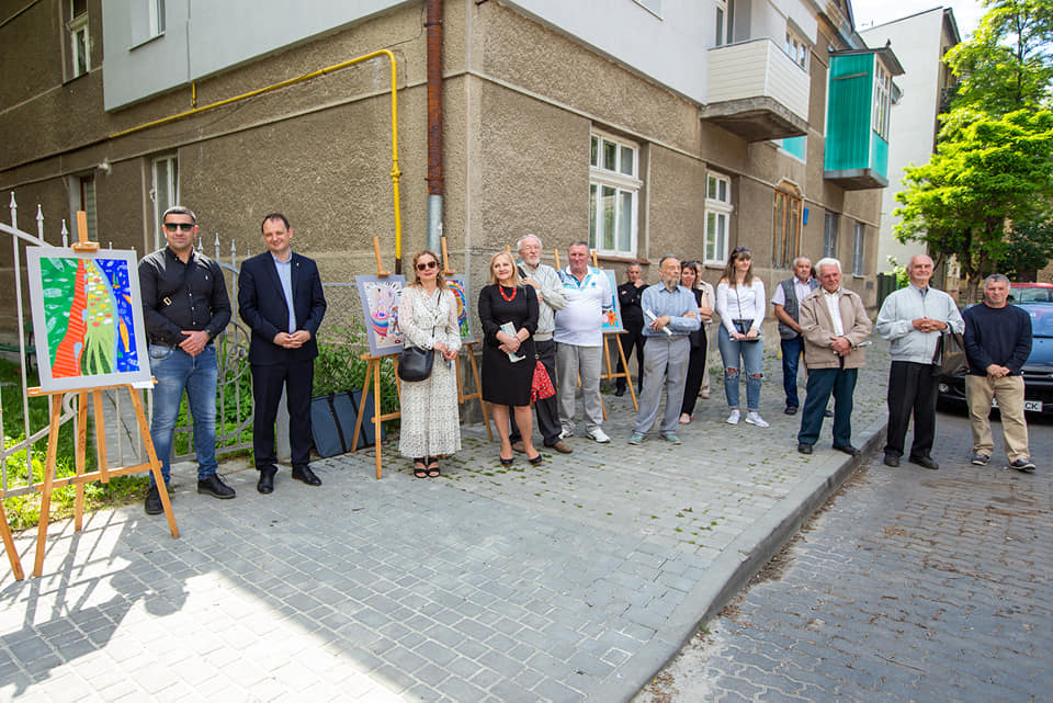 вулиці