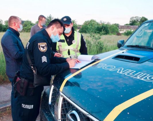 На Прикарпатті п'яний водій пропонував поліцейським хабар ФОТО
