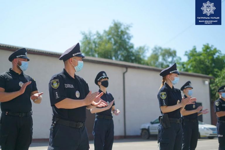 Майже 40 патрульних Франківщини отримали звання старших лейтенантів ФОТО