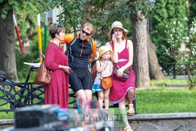 У Франківську стартував 4-й сезон благодійних концертів «На шапку» ФОТОРЕПОРТАЖ