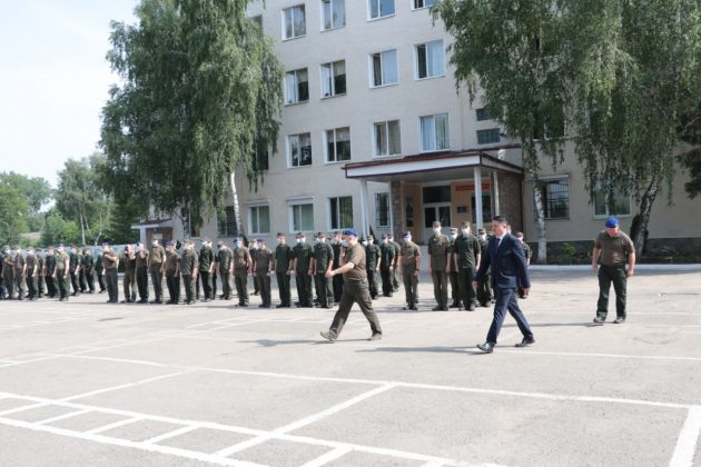 Голова ОДА напередодні Дня Конституції України відвідав військову частину 1241 Національної гвардії ФОТО