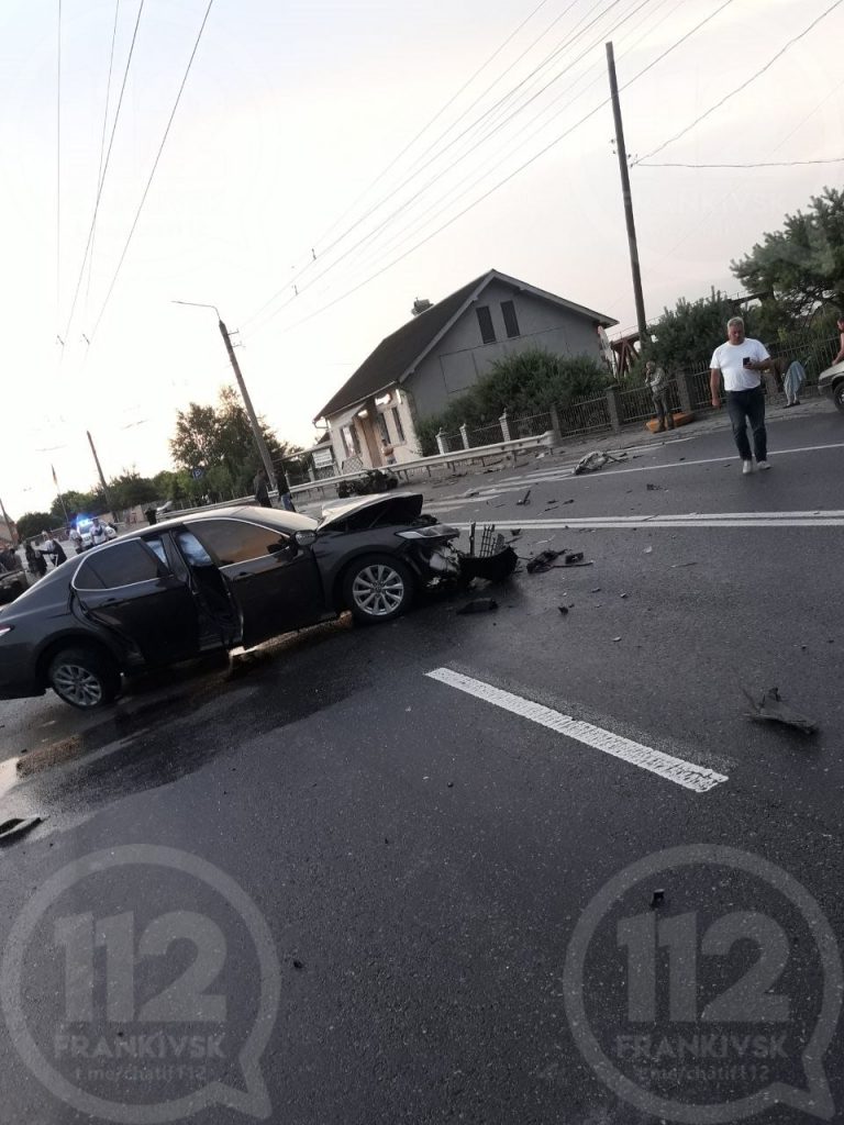 Загинув 20-річний хлопець: Деталі смертельної автотрощі у Ямниці ФОТО