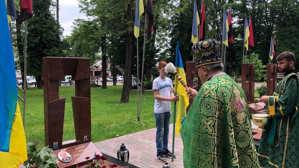 У Франківську вшанували пам'ять полеглих за волю та незалежність України ФОТО