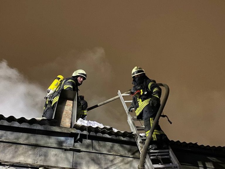 Цієї ночі спалахнув дах однієї із франківських багатоповерхівок