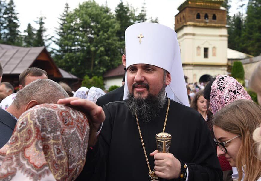 Вірян запрошують на прощу з Митрополитом Епіфанієм в Маняву до “українського Афону”