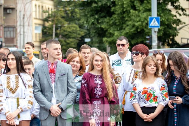 У Франківську найкращим випускникам вручили медалі ФОТОРЕПОРТАЖ