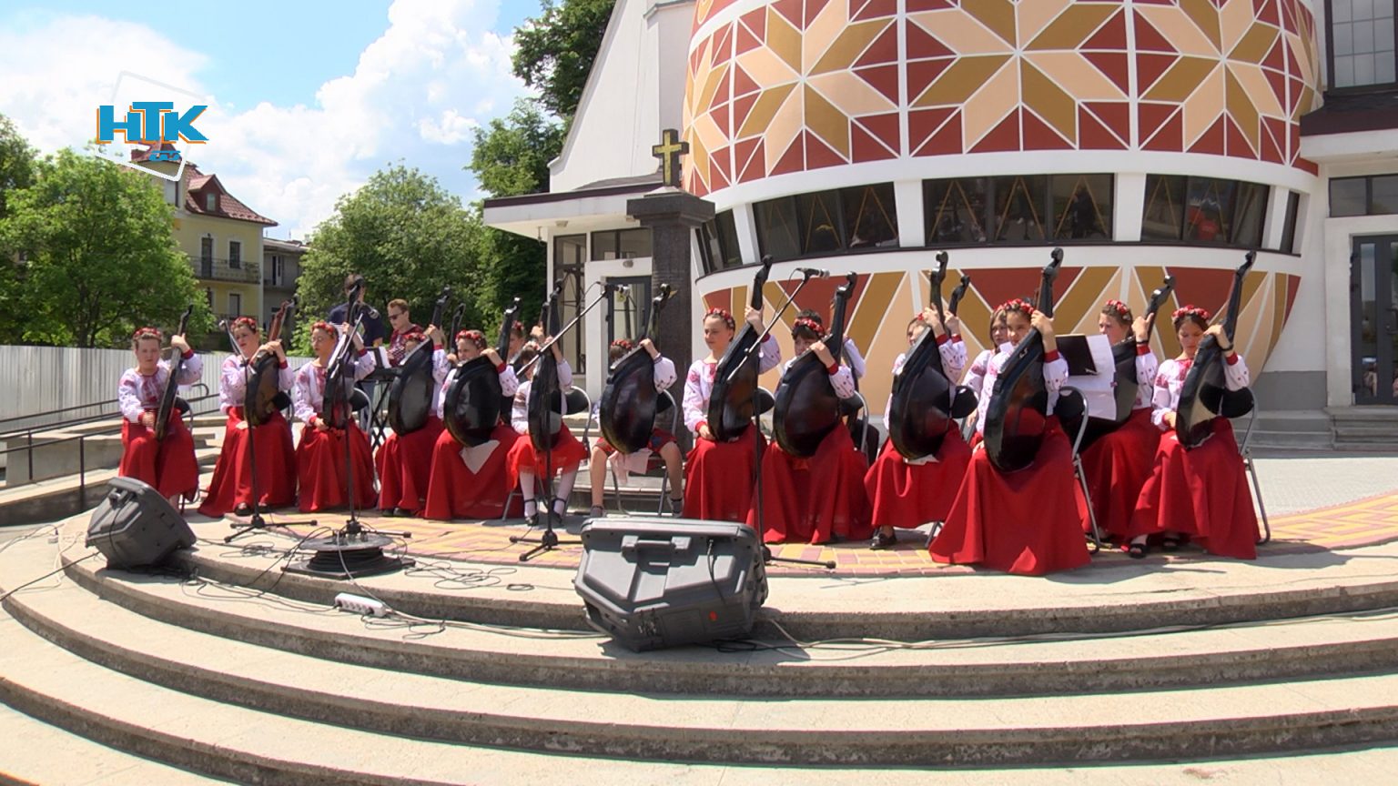 Свято української пісні урочисто відзначили у Коломиї ВІДЕО