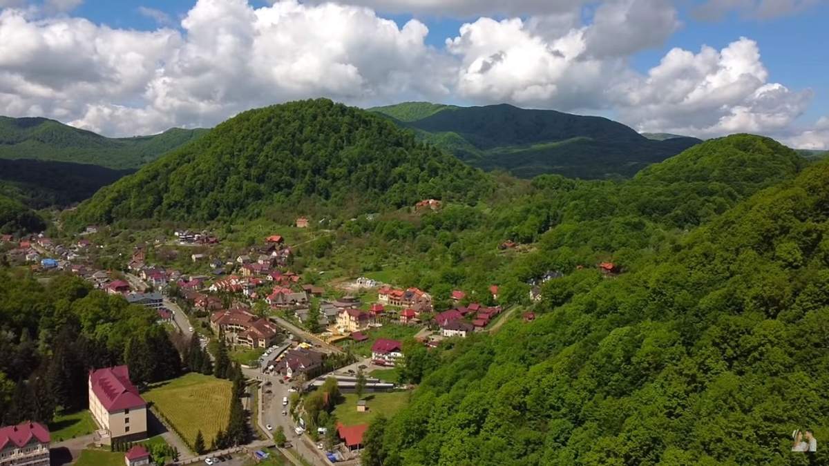 Секретна місцина на Закарпатті: українські блогери залізли у закинуті ртутні штольні ФОТО та ВІДЕО