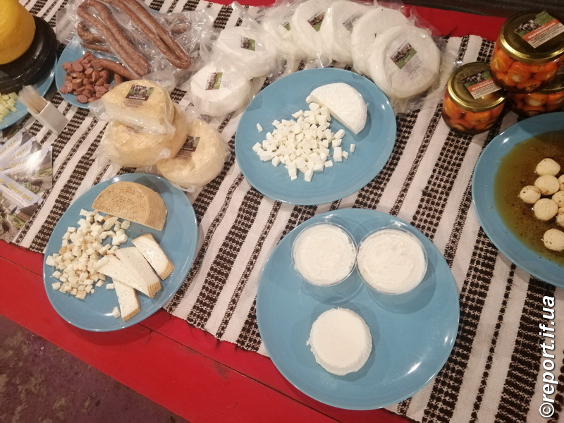 Равлики, олія, сир: До Франківська з’їхалися виробники екопродукції ФОТО