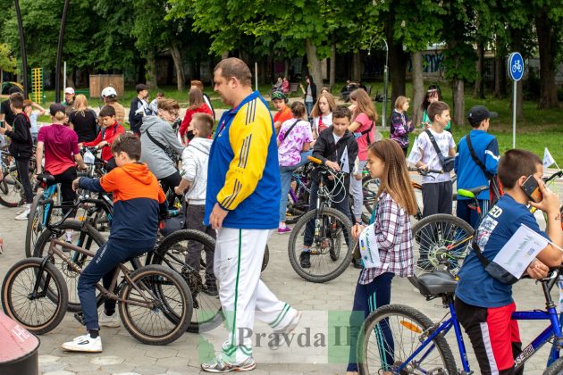 Долучилися дорослі і діти: у Франківську відбувся велопробіг ФОТОРЕПОРТАЖ